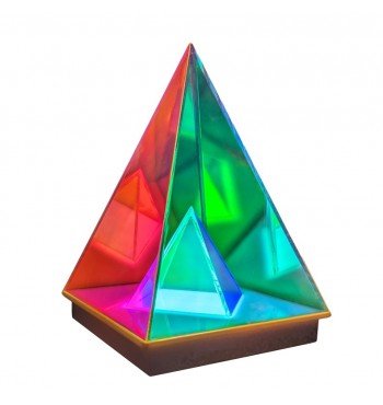 Pyramide lumineuse 3D