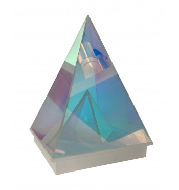 Pyramide lumineuse 3D | Espace Inclusif