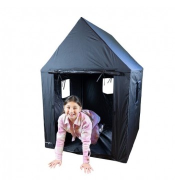 Cabane sensorielle noire | Espace Inclusif