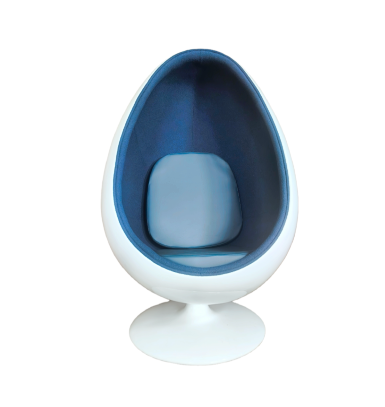 Chaise œuf bleue | Espace Inclusif