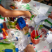 DIY bouteilles sensorielles : Une activité créative à faire en famille - Image de mise en avant
