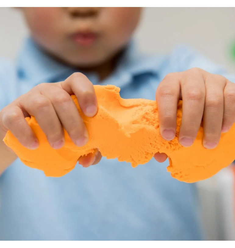 Exploration tactile et apaisement : un levier essentiel pour le développement des enfants - Playfoam sable extensible