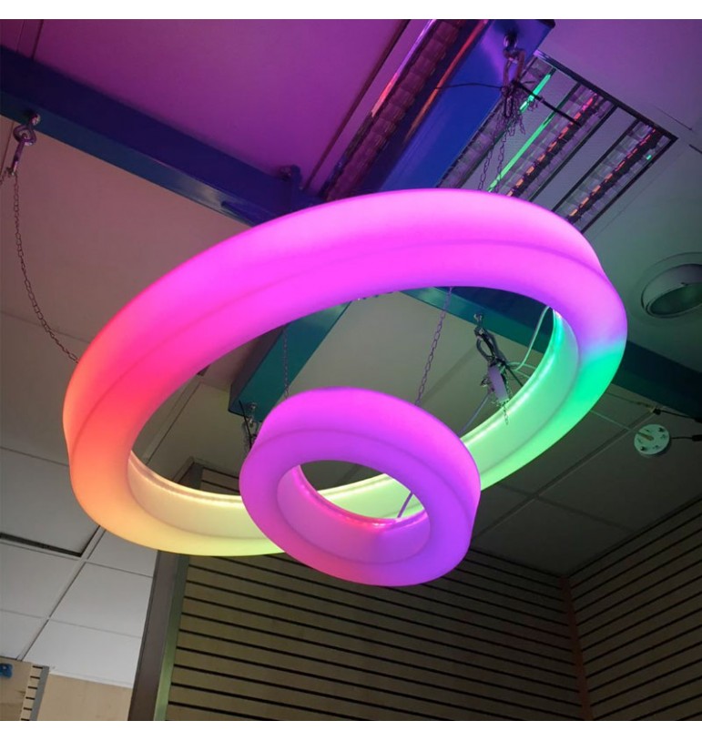 Sensorialité : accompagner l'enfant dans la découverte du monde par les sens - Anneau lumineux plafonnier